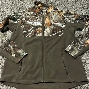 Magellan Outdoors Women's Camouflage Jacket